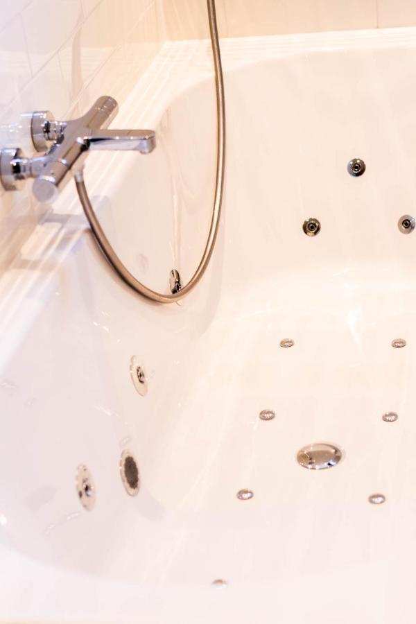 Luxe En Ruim Vakantiehuis Voor 4 Personen. Nieuw-Lekkerland ภายนอก รูปภาพ